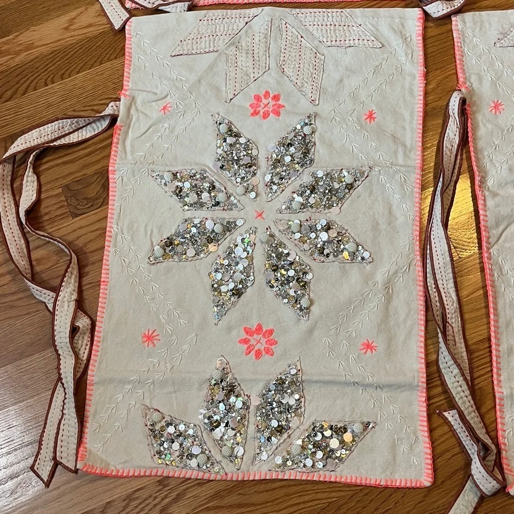 Free People One Perfect Present Gift Sack, Gift Bag, Snowflake, NEW